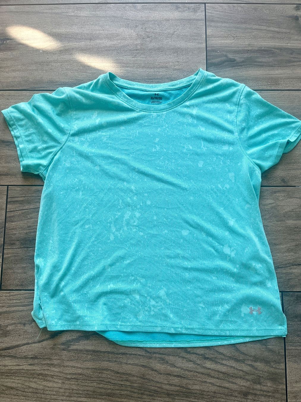 Under Armour T-shirt: Funktions- Shirt Under Armour – Usato da Strengelbach venduto da Lucaernest