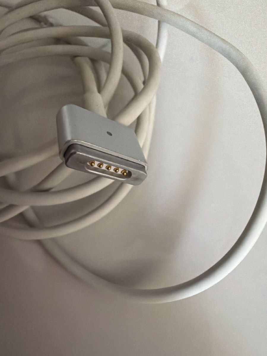 Apple Caricabatterie: Macbook Ladekabel – Usato da Buttikon SZ venduto da alf_g6sd 1
