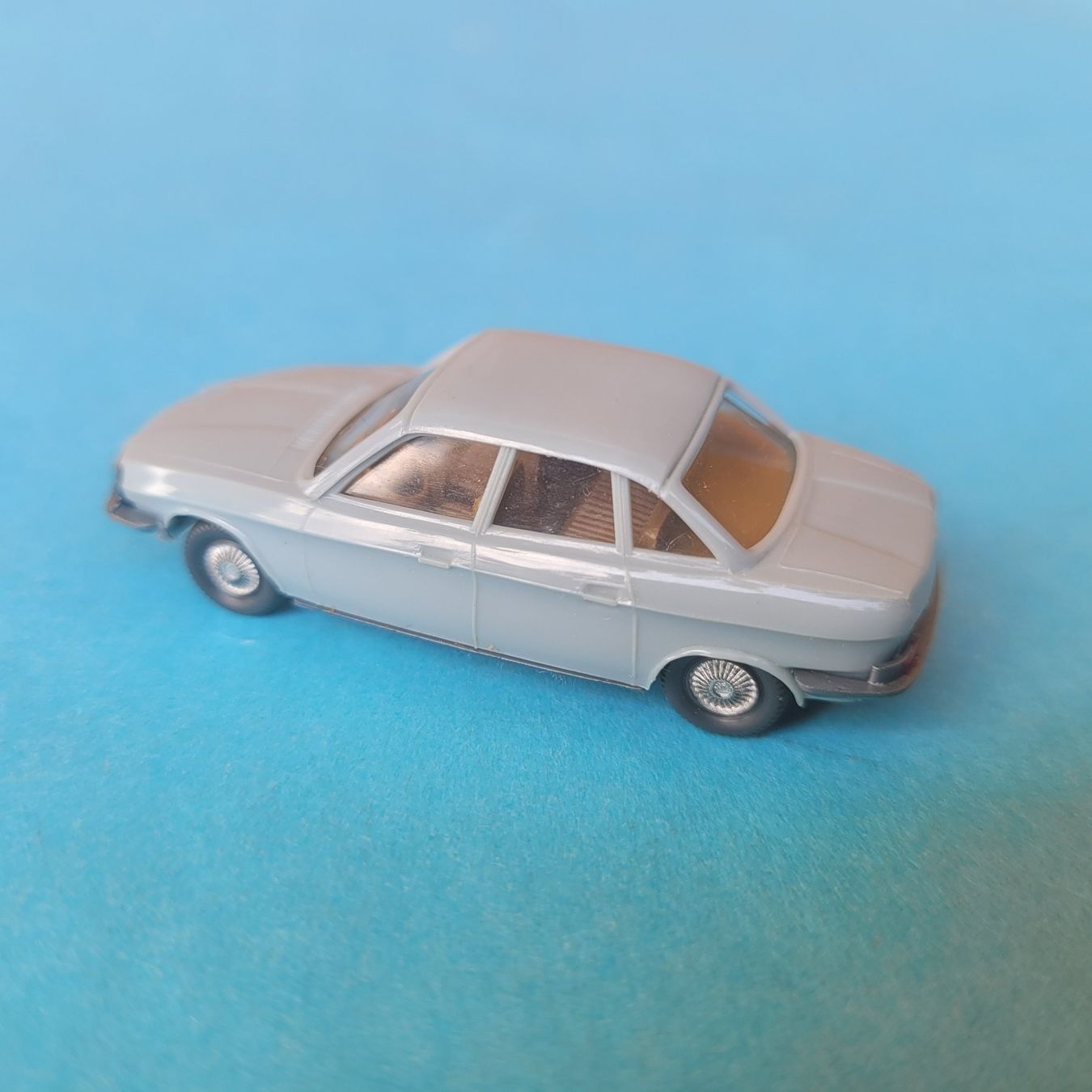 Wiking Modellini d'auto: NSU Ro 80 1:87 Wiking – Usato da Domdidier venduto da Bimbo57