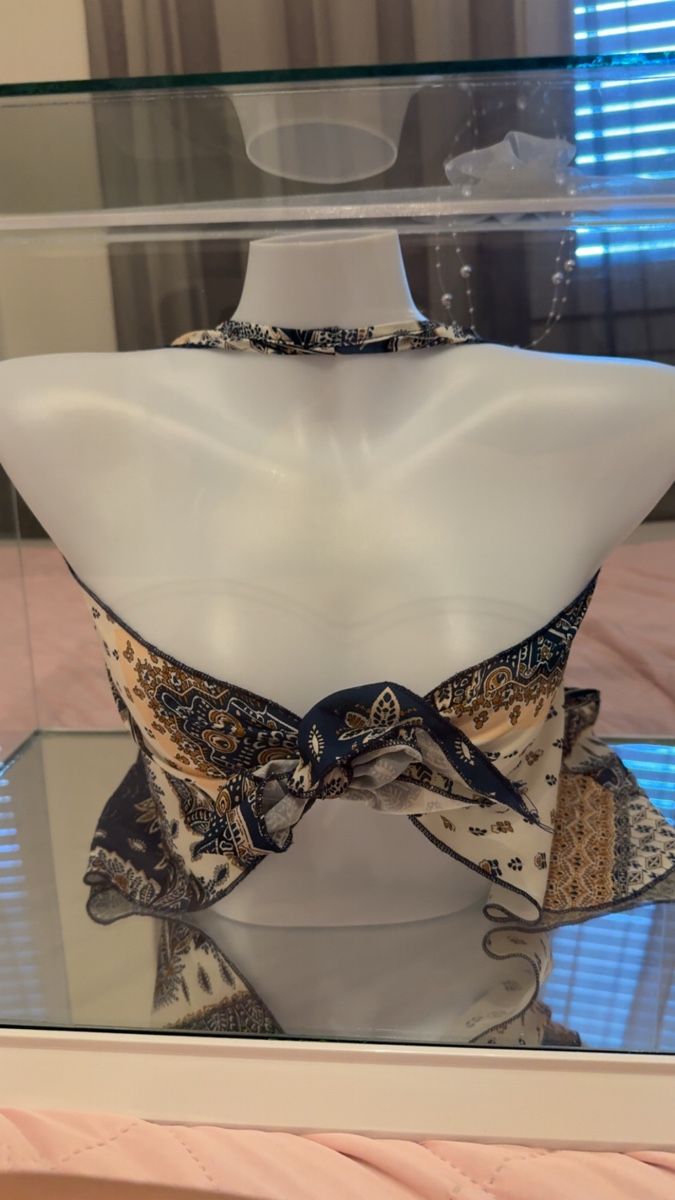 Top: Damen Oberteil Bandana – Nuovo (secondo la descrizione) da Buchs AG venduto da era_5wsj 2