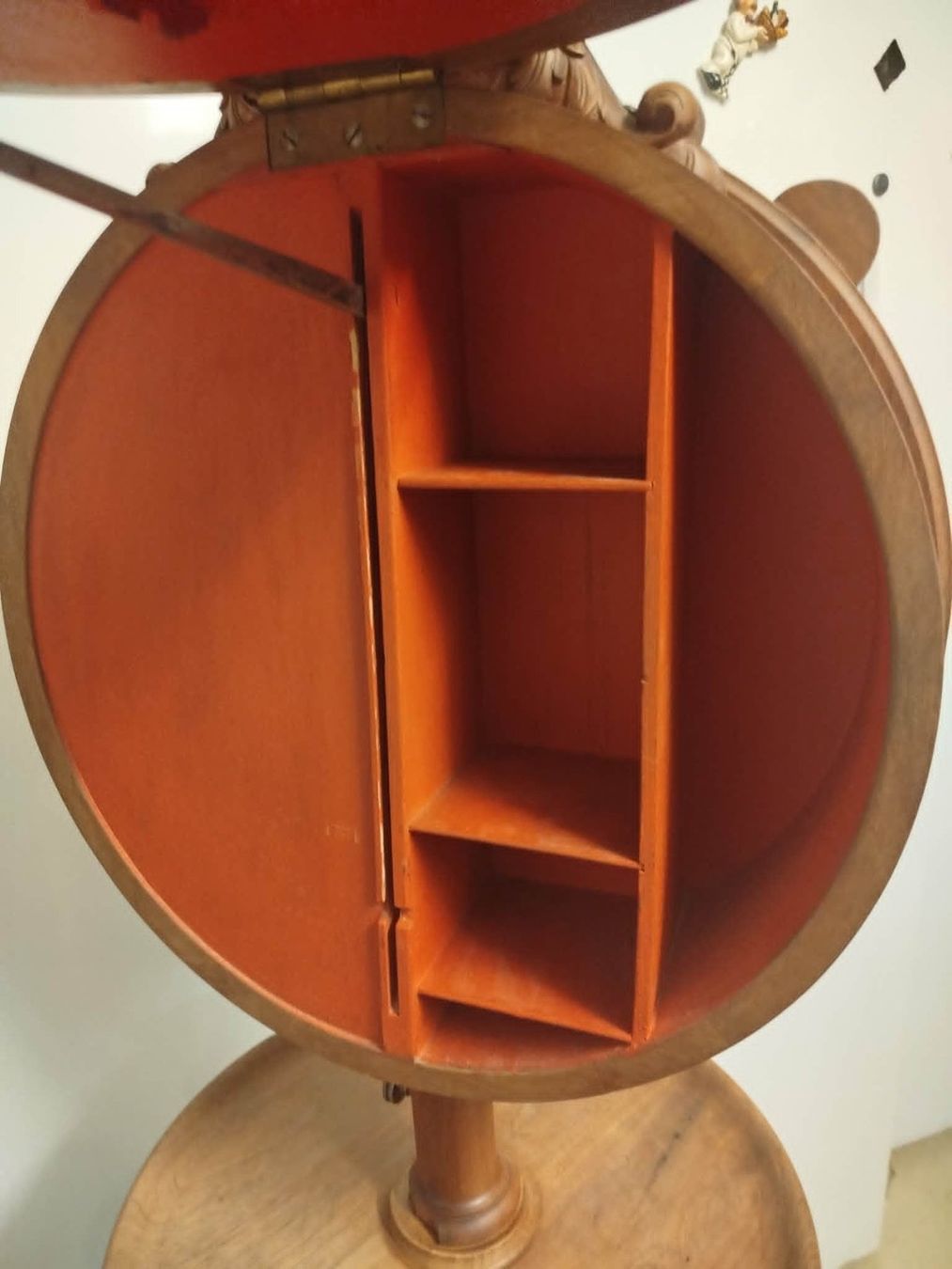 Specchi: Support de rasage ou miroir de maquillage réglable – Usato da La Chaux-de-Fonds venduto da Emmaus2300CDF 4