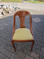 Stilvoller antiker Stuhl mit Charme - Vintage Hingucker!