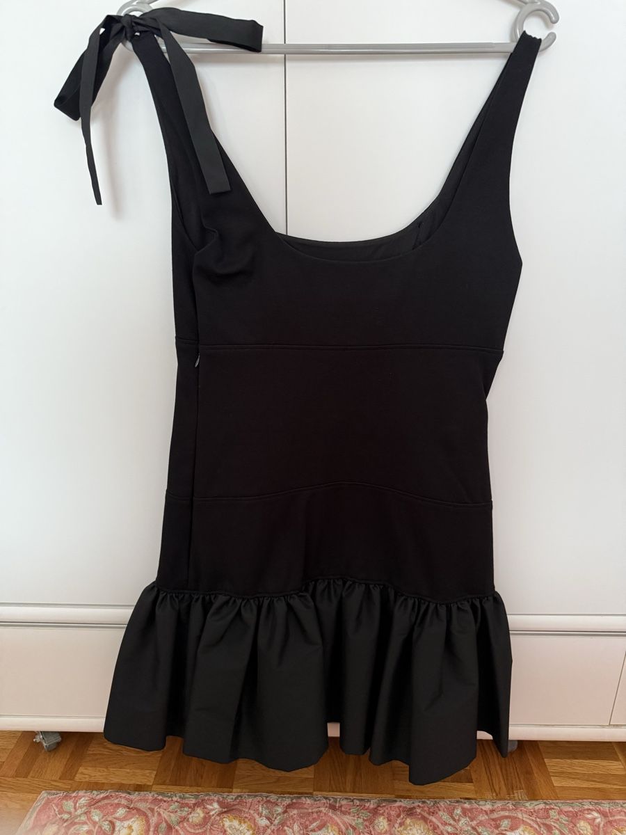Sandro Vestiti: Robe Sandro taille 38 neuve – Nuovo (secondo la descrizione) da Meyrin venduto da Steph_g28 1