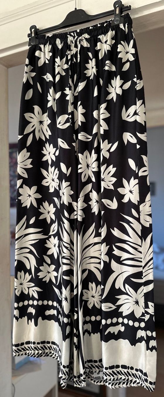 Pantaloni: PANTALONS EN VISCOSE! M – Nuovo e nell'imballaggio originale da Locarno venduto da NicoNion 1