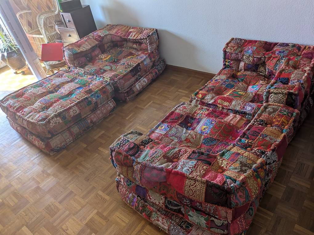 Sofas: Canapé patchwork avec différents poufs modulables – Neuf avec emballage d'origine à Lausanne par Mulder01 1