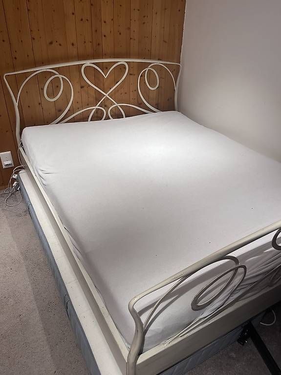 Lits: Metallbett 160x200cm komplett – D'occasion à Filisur par Folle74