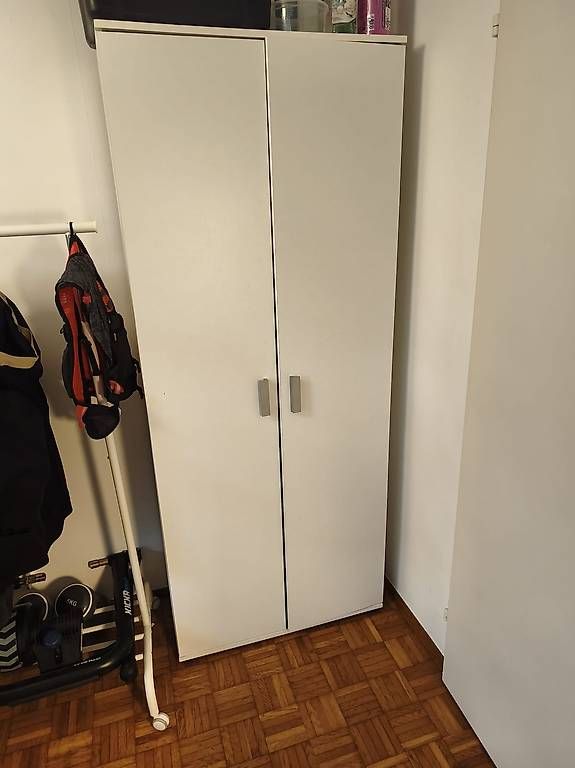 Schränke: Two-door wardrobe  – Gebraucht aus Uster von add_8sxt