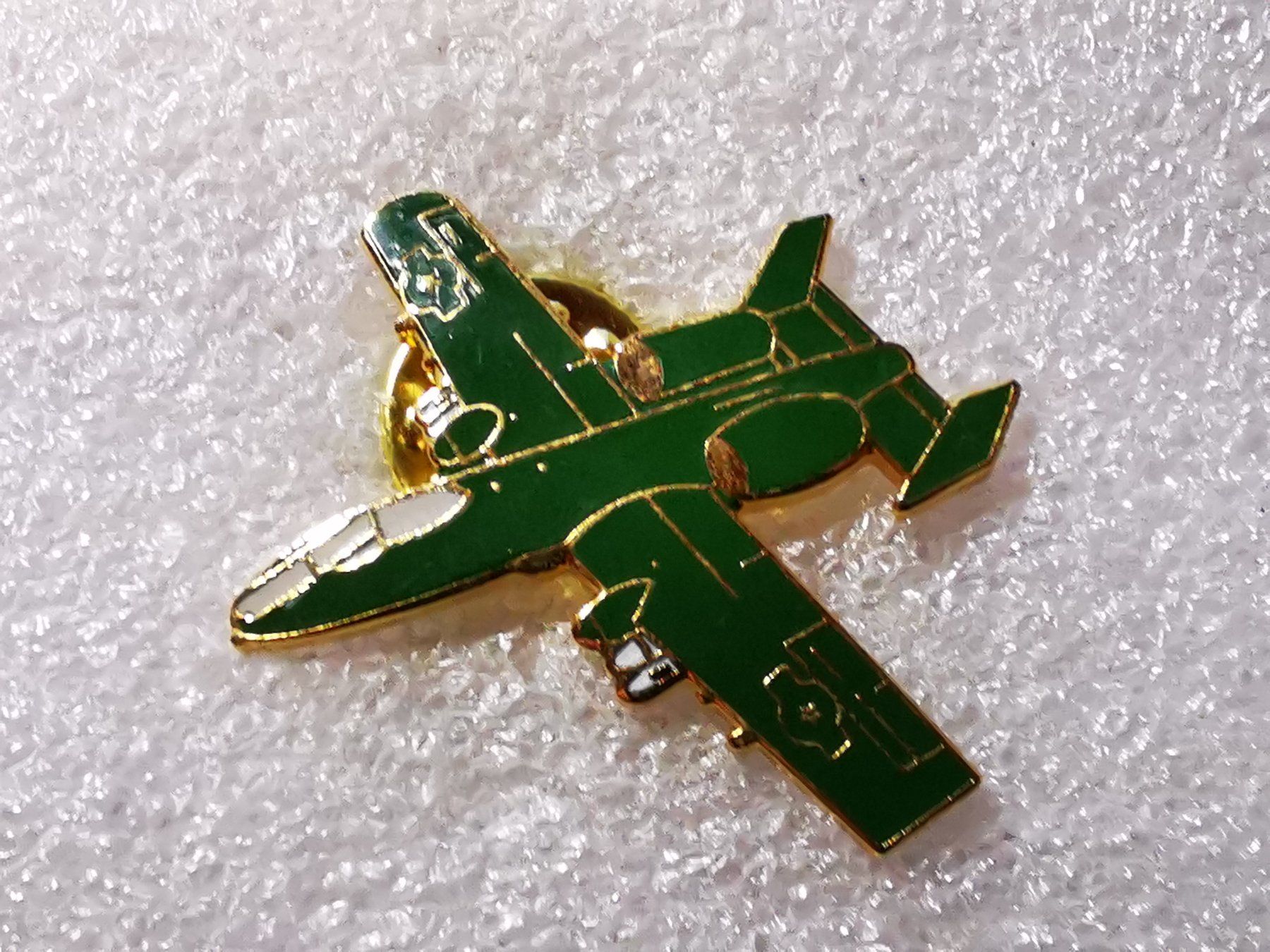 Placchette & Badge: Ansteckpin 49: Flugzeug – Usato da Oppligen venduto da Pin-Fall-Shop