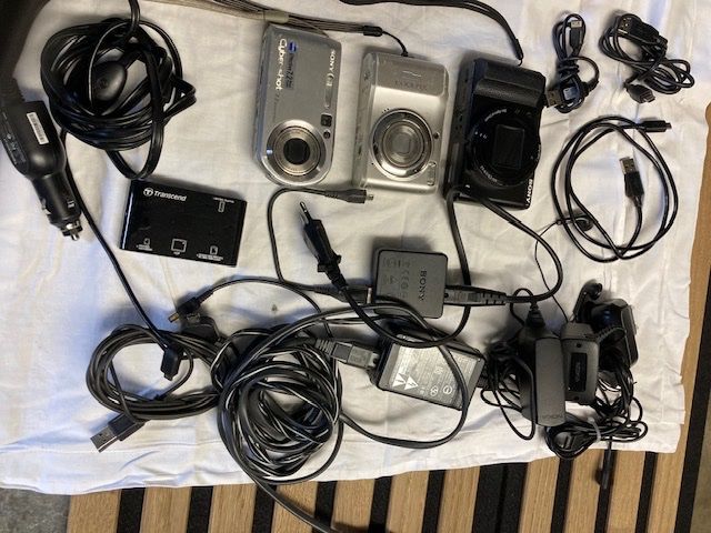 Fotocamera: Sony Digitalkamera -Set – Usato da Wängi venduto da Carlson1222 2