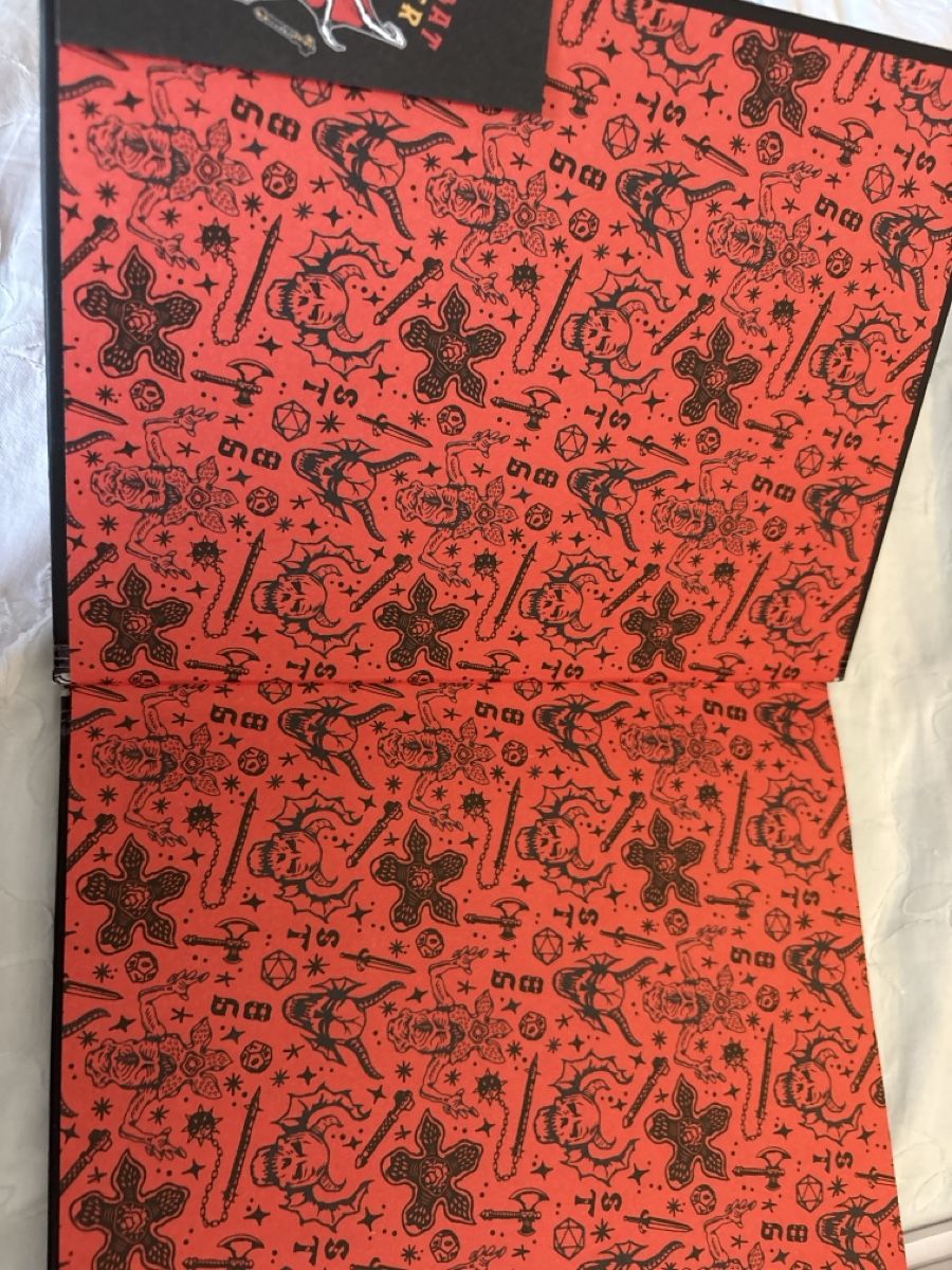 Bücher: Carnet Stranger Things Hellfire Club Netflix  – Neu (gemäss Beschreibung) aus Vevey von mar_q6ms 1