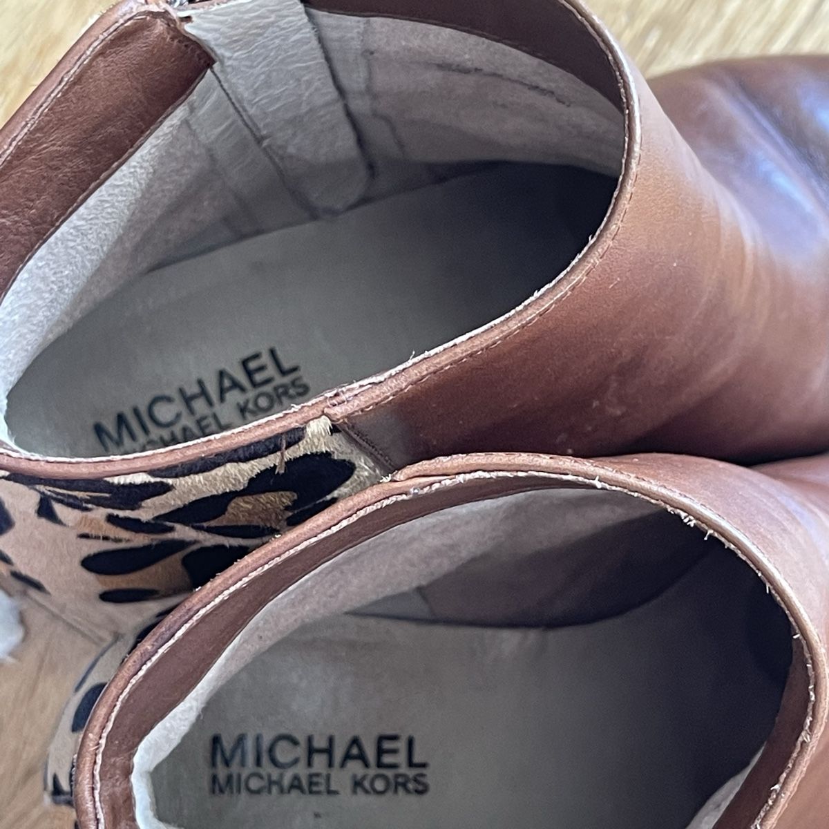 Michael Kors Damenschuhe: Michael Kors Stiefeletten, Größe 8,5 leopardmuster – Gebraucht aus Bern von dek_7bjd 4