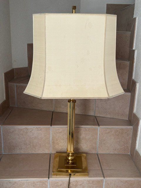 Lampade: UNE PAIRE DE LAMPES DE TABLE JJS – Usato da Grand-Lancy venduto da Kimplay 7