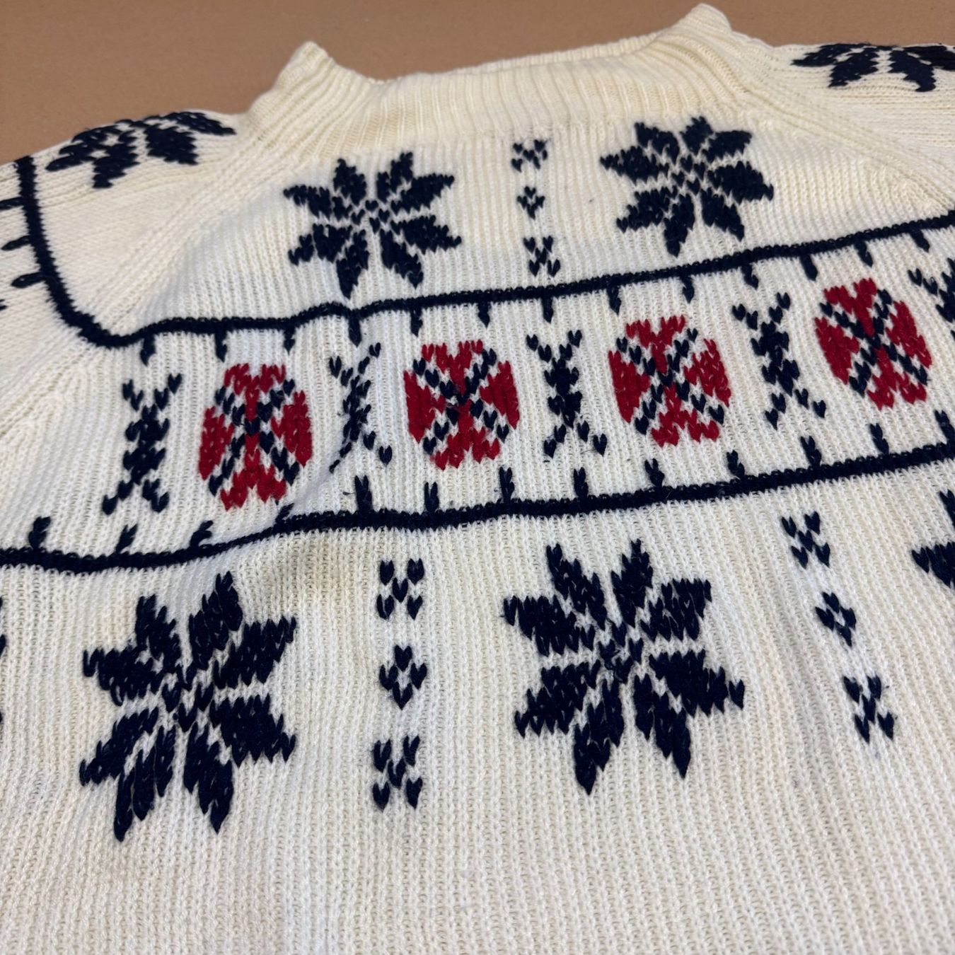 Maglioni & Felpe: JC Penney vintage knitted sweatshirt retro strickpullover 90 – Usato da St. Gallen venduto da sourced_limited 1