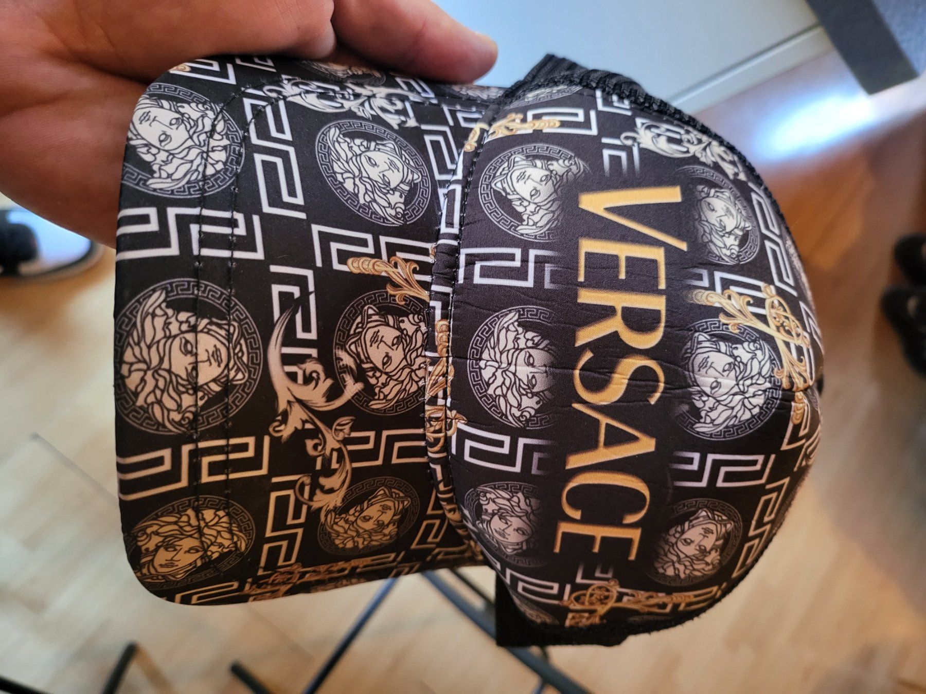 Copricapi, berretti & cappellini: Casquette Versace Vintage – Usato da Troistorrents venduto da ami_mzq5 2