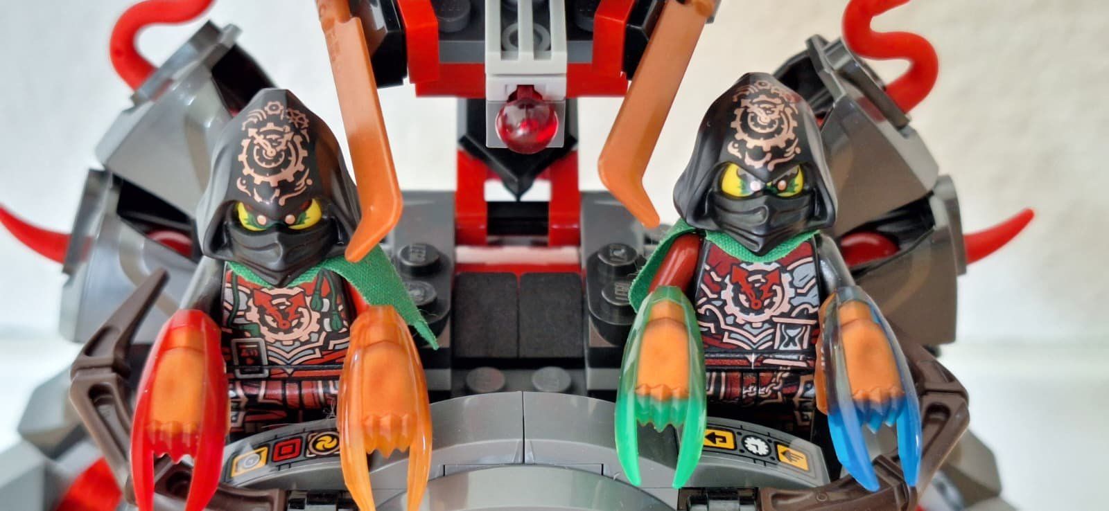 Lego Kit di costruzioni: Lego Ninjago Iron Doom – Usato da Egnach venduto da sea_2zvc 1