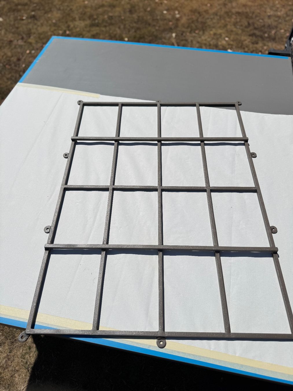 Griglie e Inferriate: Fenstergitter aus Eisen – Usato da Riehen venduto da lor_d5w8