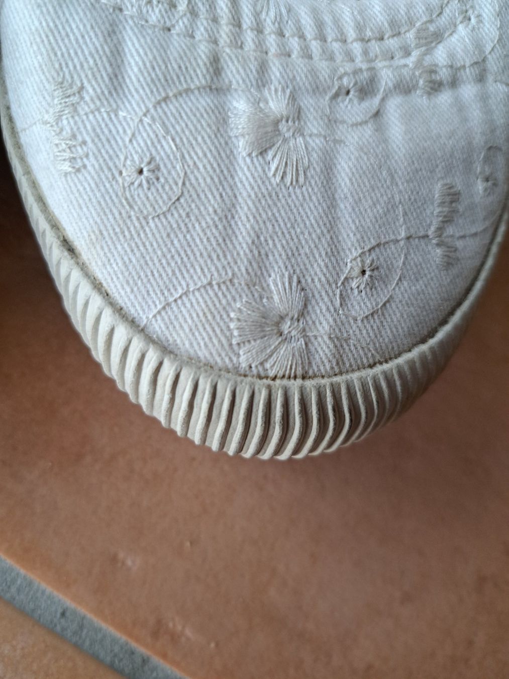 Scarpe da donna: Sneaker Gr. 38 – Usato da Riehen venduto da Chimpara 1
