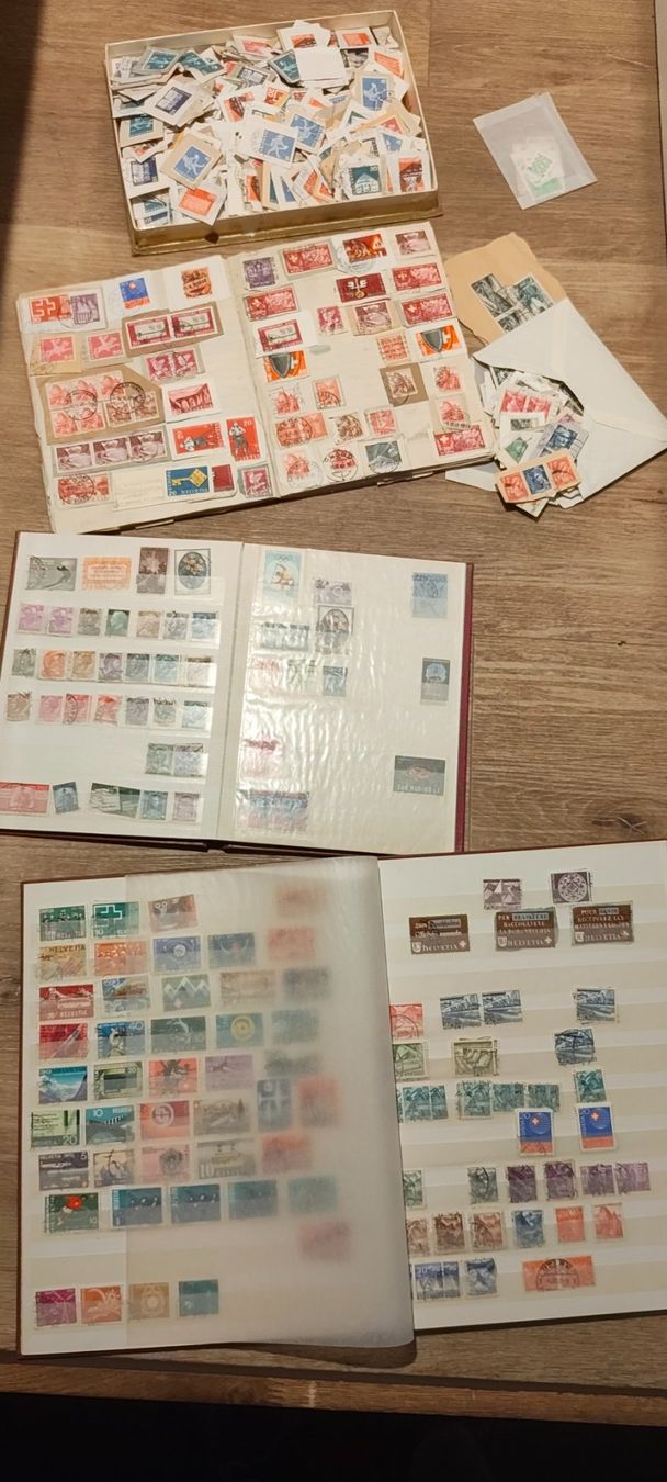Alle Briefmarken: Large collection de timbres du monde – Gebraucht aus Tramelan von fuego1016 8