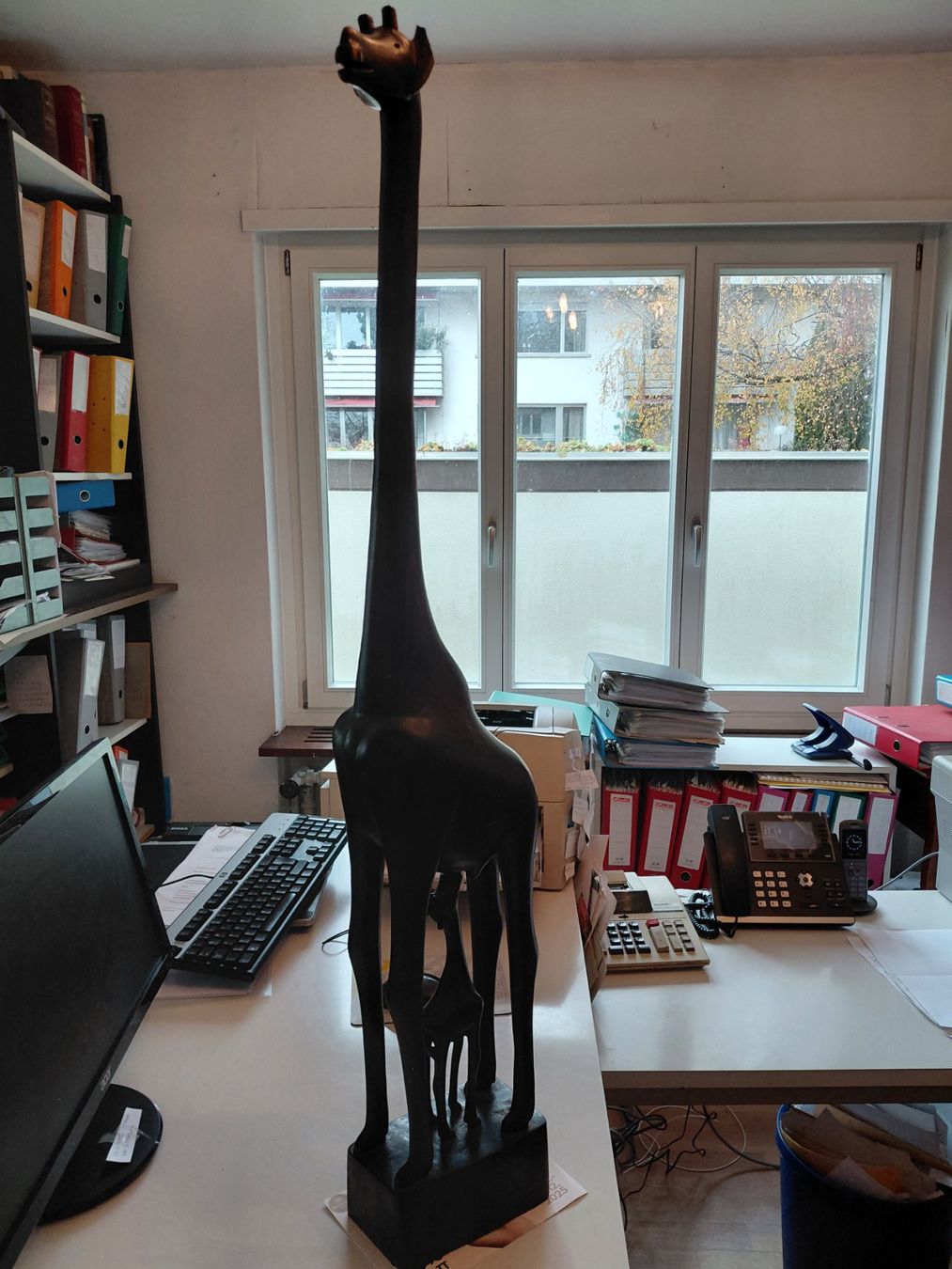 Statuette: Wertvolle antike Giraffenstatue (Mutter mit Kind) – Nuovo (secondo la descrizione) da Küsnacht venduto da a.rochat