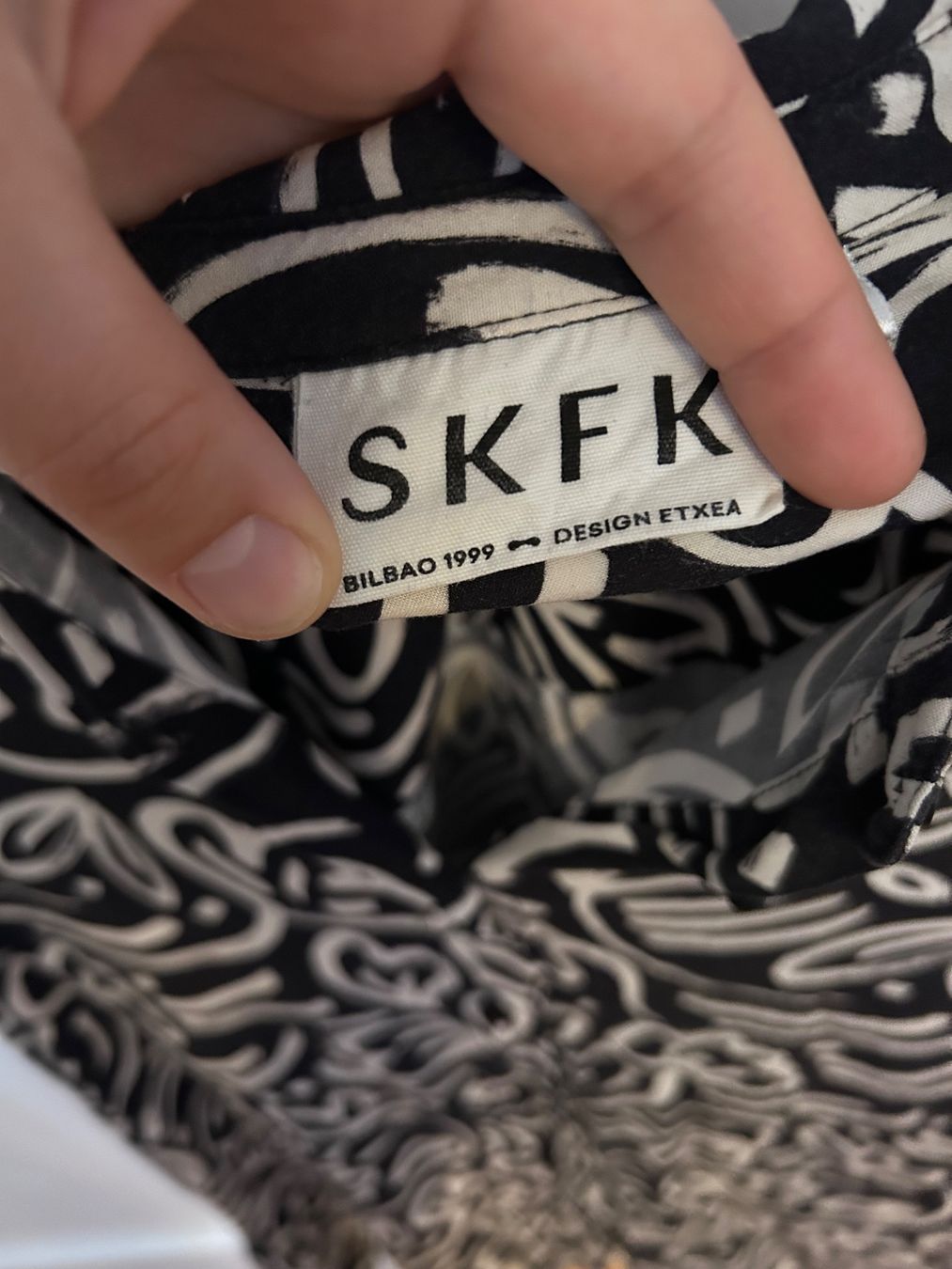 Skunkfunk Camicette: Bluse schwarz gemustert Grösse 40 Skunkfunk SKFK rrrevolve – Usato da Bern venduto da Anja_01 1