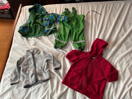 Lot habits garçon taille 86(34 pièces)