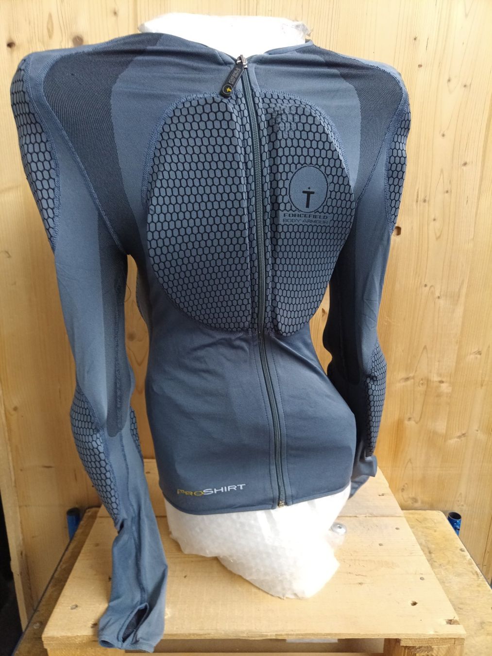 Protezioni & Imbottiture: TINKERFEILD ProShirt Gr.S – Usato da Wängi venduto da Ladys_First