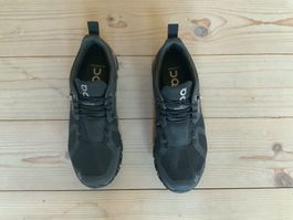 On Turnschuh, waterproof, fast neu, 40 (ideal für 38.5-39.0)