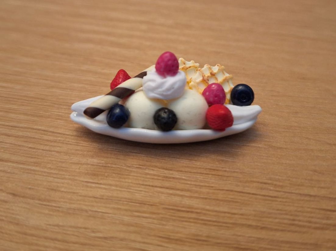 Case e mobili per bambole: Handmade Beeren Eis Teller – Nuovo (secondo la descrizione) da Zürich venduto da HandmadeTinyFood 4