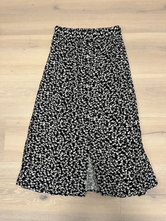 Midirock schwarz weiss geblümt XS neu