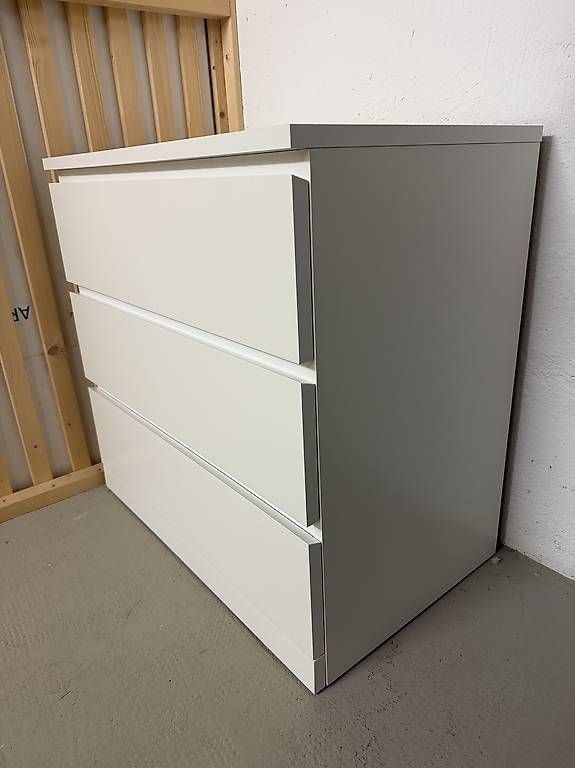 Cassettiere: Ikea Malm Kommode weiss – Usato da Basel venduto da Ohschaumal 4