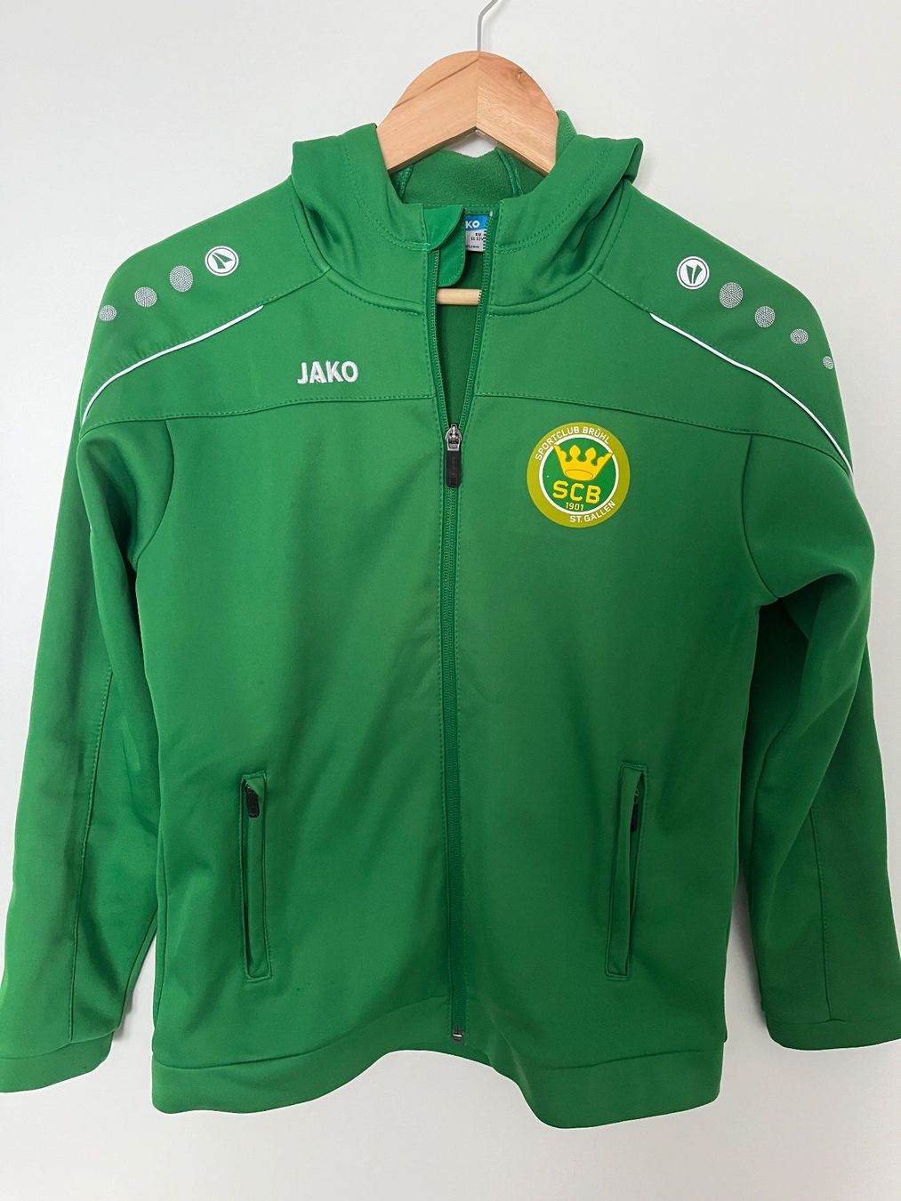 Jako Jacken & Mäntel: JAKO Trainerjacke – Gebraucht aus St. Gallen von Nickat