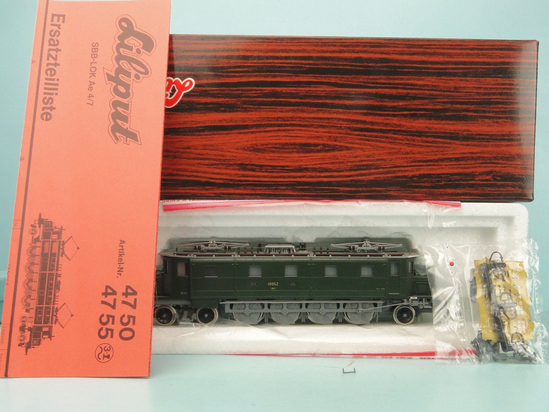 Liliput Modellini di ferrovie: Liliput 4750 SBB Ae 4/7 – Usato da Bülach venduto da cann11 2