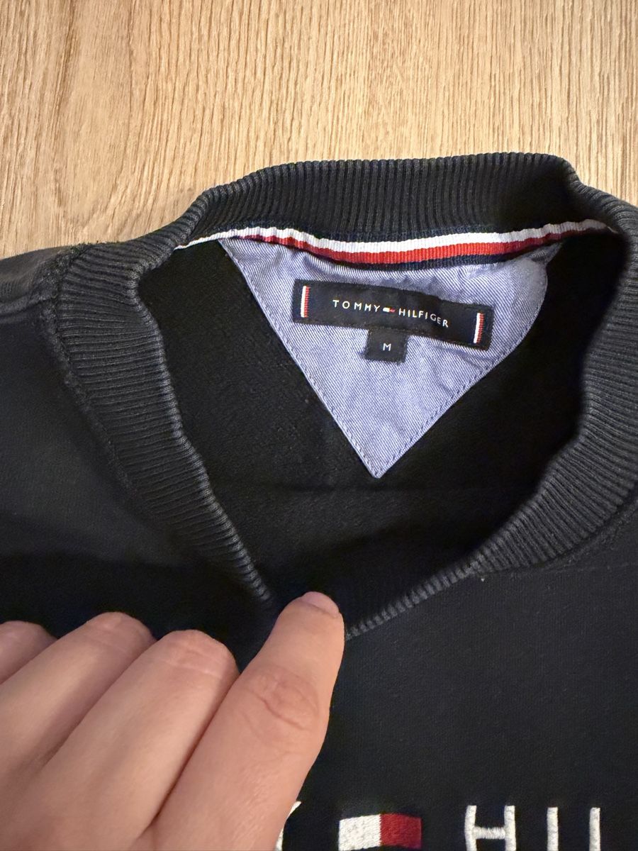 Tommy Hilfiger Maglioni & Felpe: Tommy Hilfiger Pullover schwarz Grösse M  – Usato da Füllinsdorf venduto da _niki_ 1