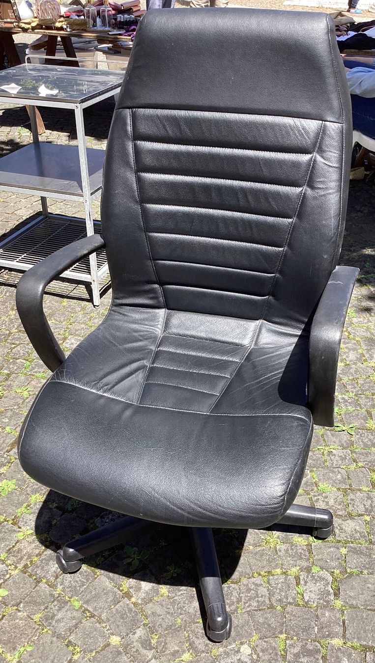 Sedie a rotelle: Fauteuil de bureau  à roulettes  occasion – Usato da DELéMONT venduto da phi_nono 2