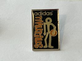 1 Pin Streetball Adidas