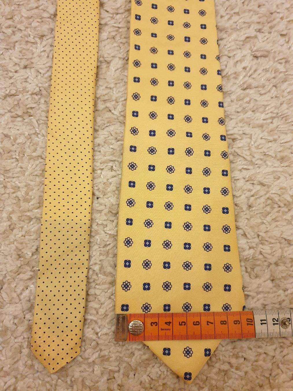 Tommy Hilfiger Cravatte: Lot 4 cravates, excellent état, 3 soie+1 polyester – Usato da Neuchâtel venduto da Verenas12 5