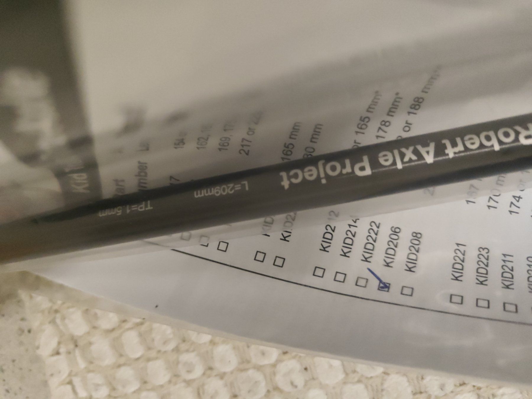 Ersatzteile: Thule Steckachse Robert Axle M12x1.5mm, 209mm – Gebraucht aus Volketswil von huzh 2