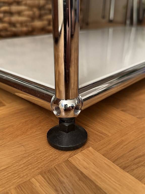 USM Scaffali: USM Regal | lichtgrau | Designklassiker – Usato da Luzern venduto da Llarry 4