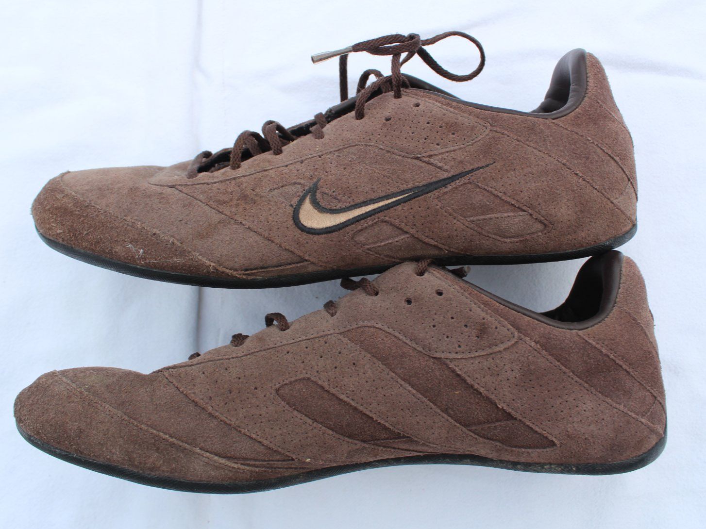 Nike Herrenschuhe: Nike Freizeitschuhe braun 44.5 – Gebraucht aus Walliswil-Nbipp von Speer516 2