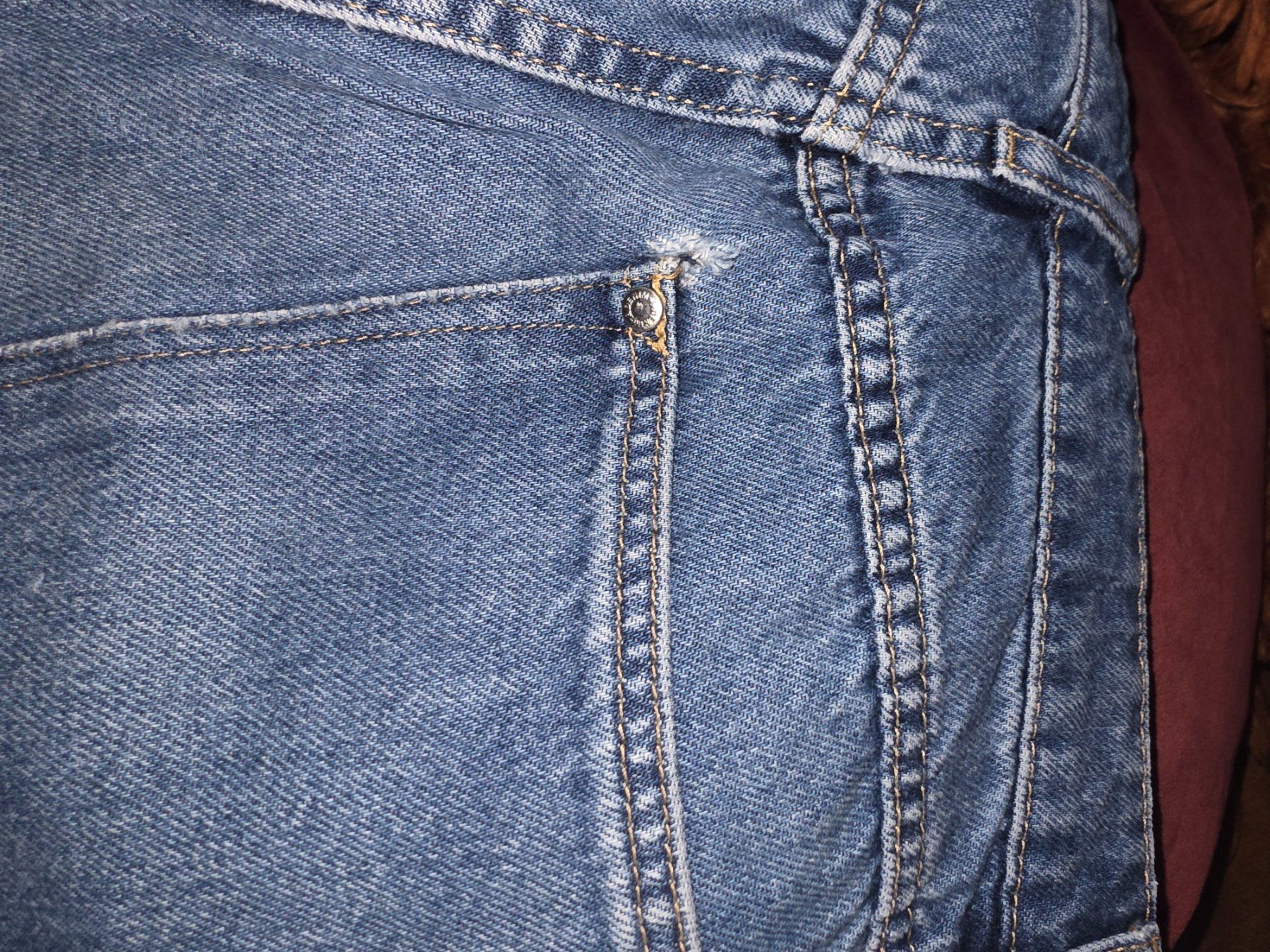 H&M Pantaloni: Jeans Shorts Gr 146 H&M – Usato da Effretikon venduto da gonzzi 1