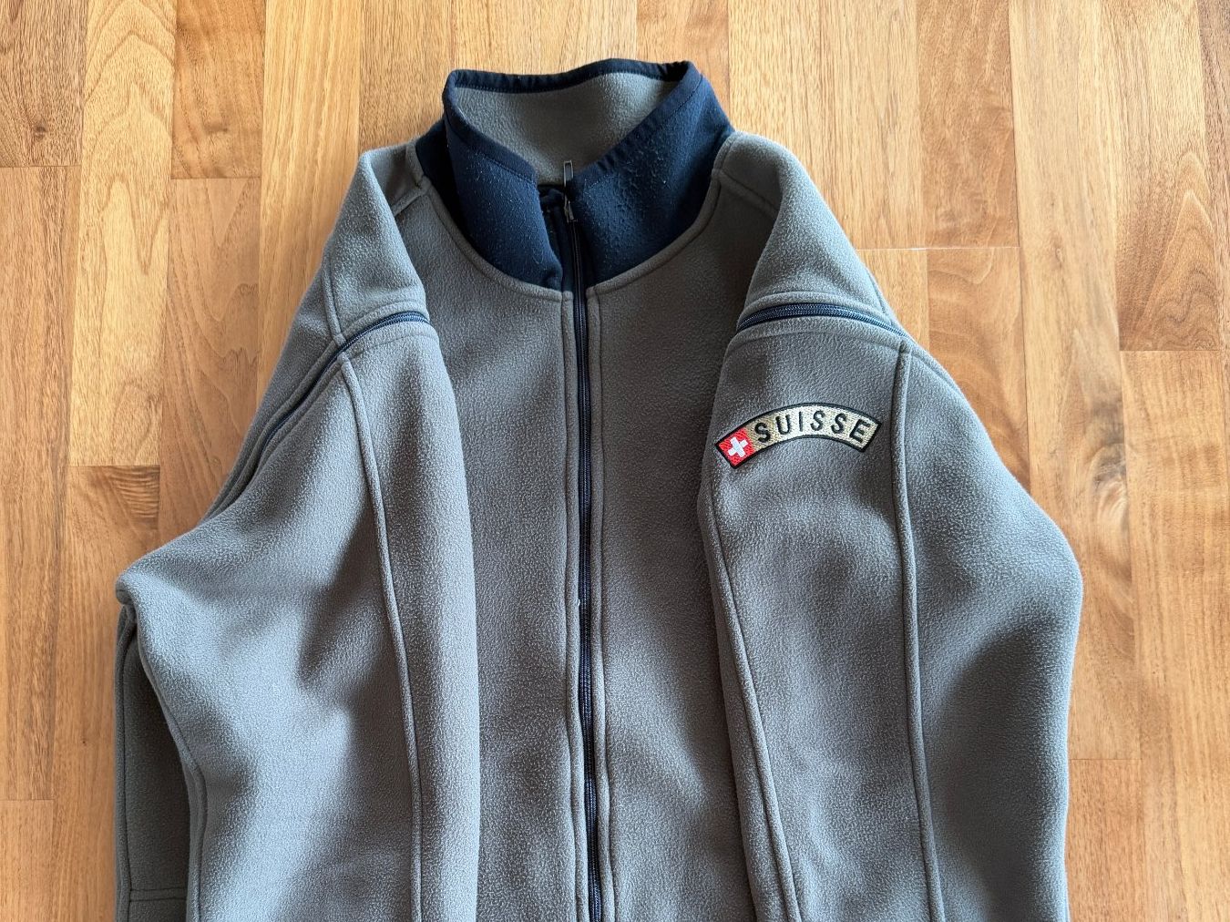 Schweizer Armee Uniformi: Fleece Jacke Schweizer Armee – Usato da Sargans venduto da 7320 3