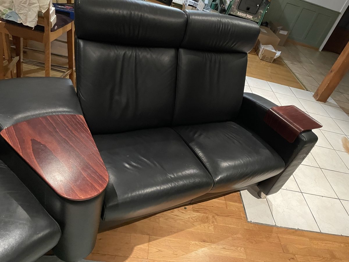 Divani: Je vend canapé stressless cinema  – Usato da Les Brenets venduto da serialdrink 5