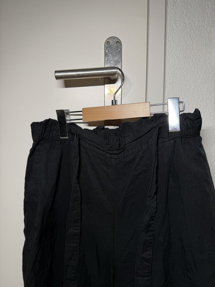 H&M Pantalons: Summer black light pants – D'occasion à Zürich par Lorena.rgg 3
