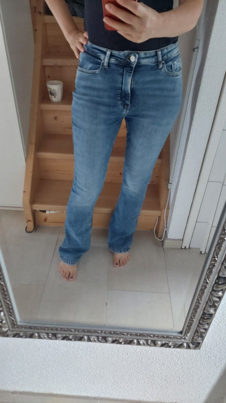Only Jeans: Flare Jeans Neu – Nuovo (secondo la descrizione) da Zürich venduto da Cindarel 2
