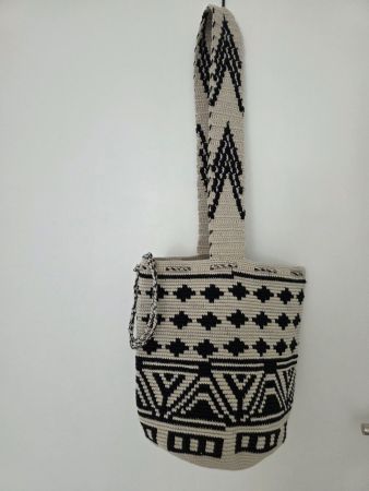 Gehäkelte Sommer Tasche, 28 cm Höhe