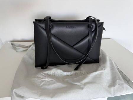 Handtasche Charles and Keith schwarz