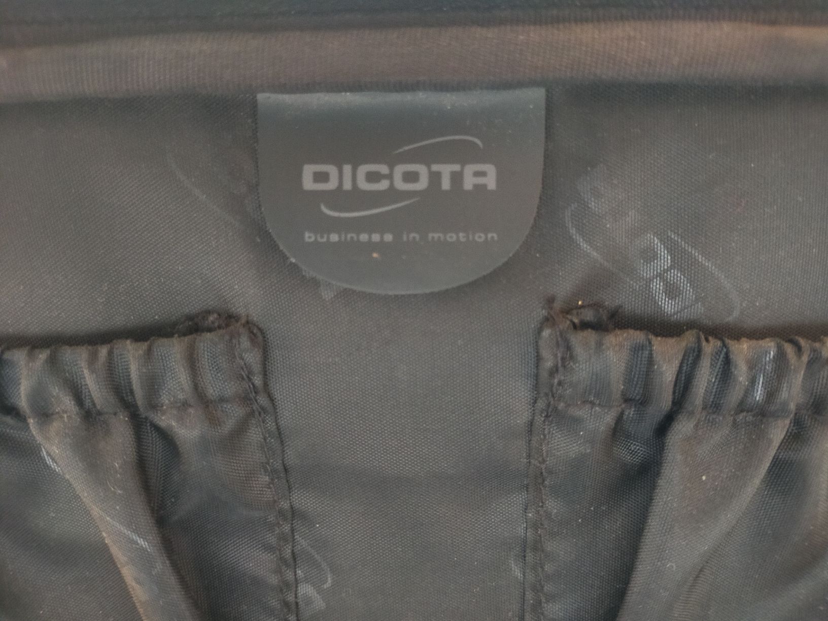 Borse: DICOTA Computer Tasche Leder – Usato da Oberhofen TG venduto da tryxta 2