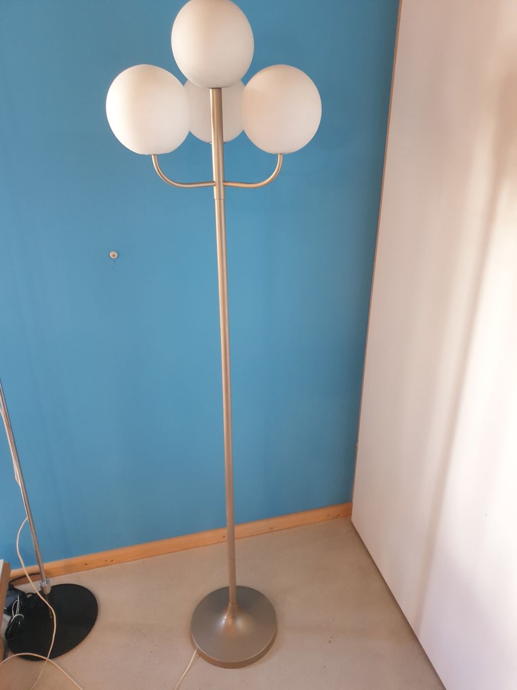 Temde Leuchten Lampade: Seltene Temde Stehlampe von E.R.Nele – Usato da rebstein venduto da spacy73 2