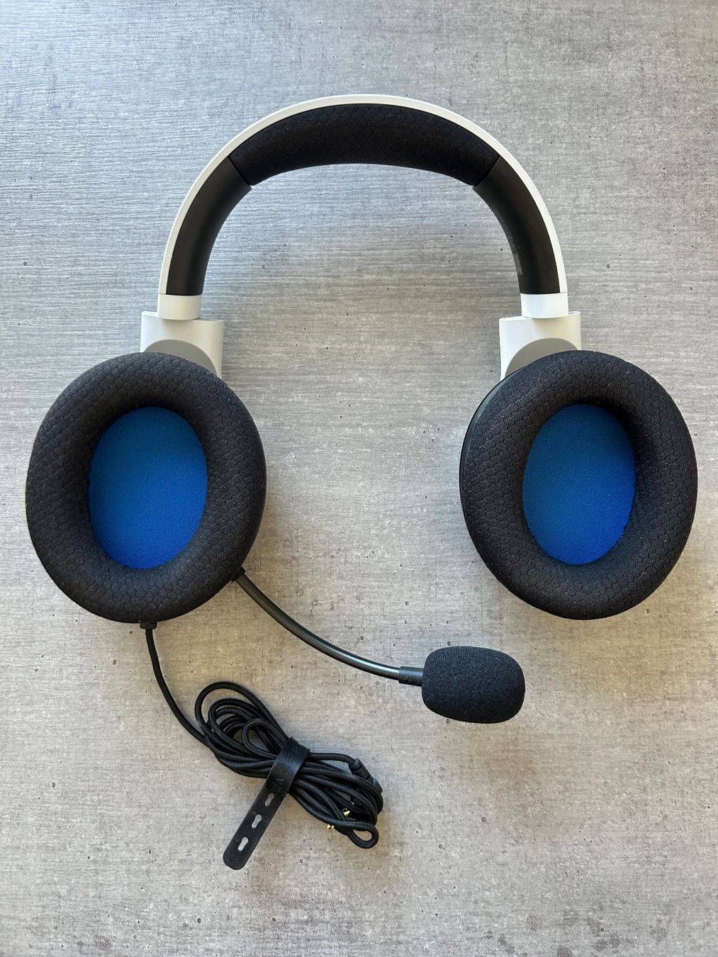 Razer Cuffie: Razer Kaira X Gaming Kopfhörer – Usato da Galgenen venduto da silas_hunziker 1