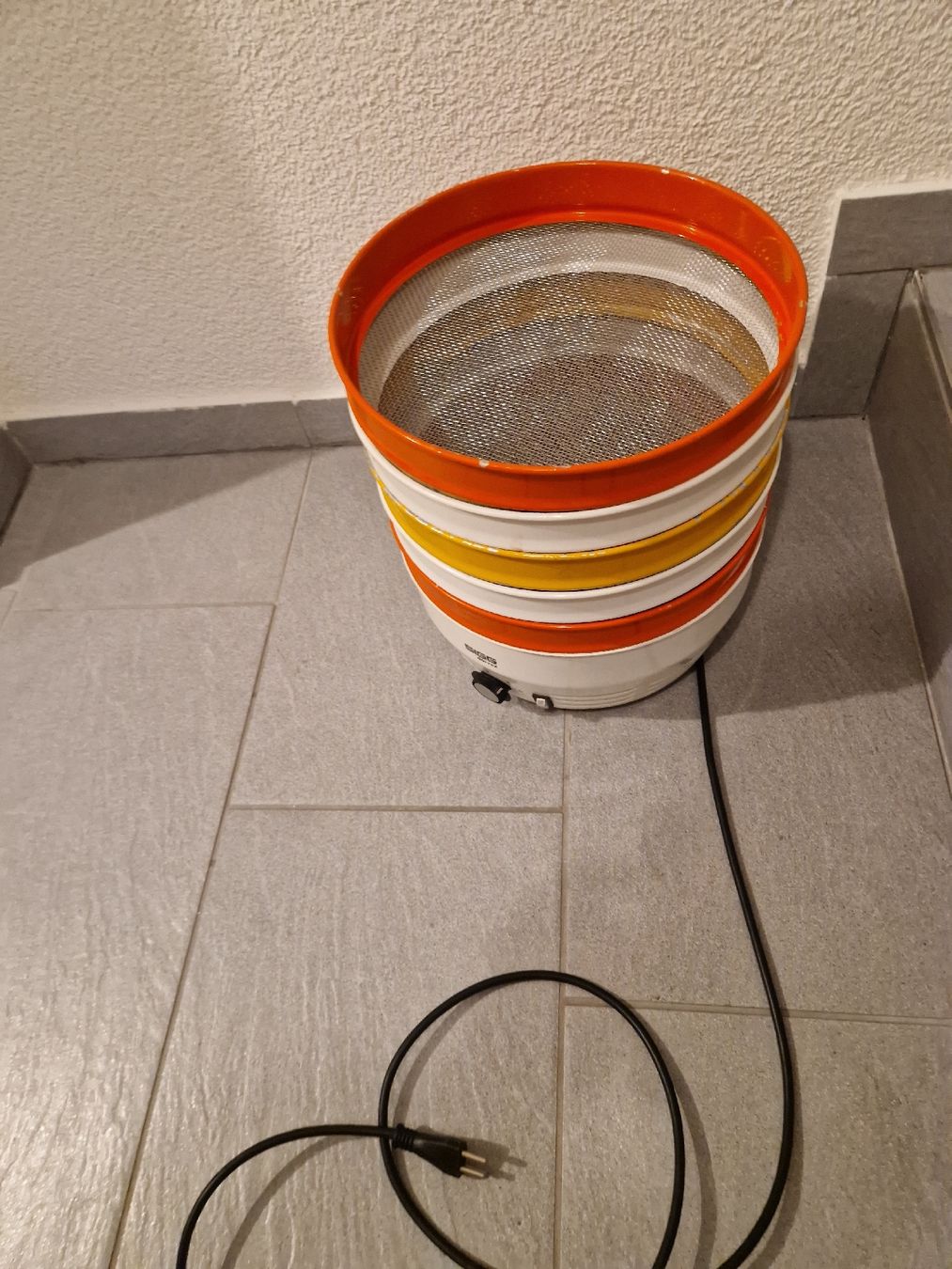 Sigg Küchengeräte: Sigg Dörex mit 5 Metallgittern – Gebraucht aus Rothrist von Aloe16